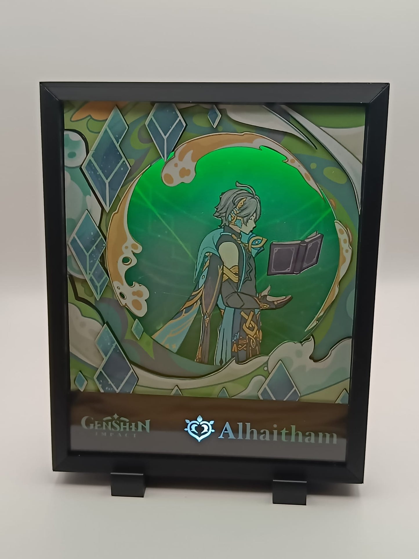 Cornice Alhaitham Genshin vista frontale