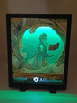 Lightbox artigianale Alhaitham accesa con LED verde