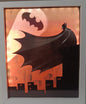 Cornice luminosa di Batman con Batsegnale illuminato, ideale per appassionati del Cavaliere Oscuro.