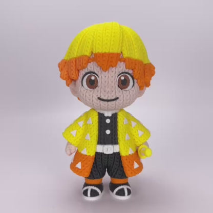 Dettaglio volto statua Zenitsu stile crochet ispirata a Demon Slayer