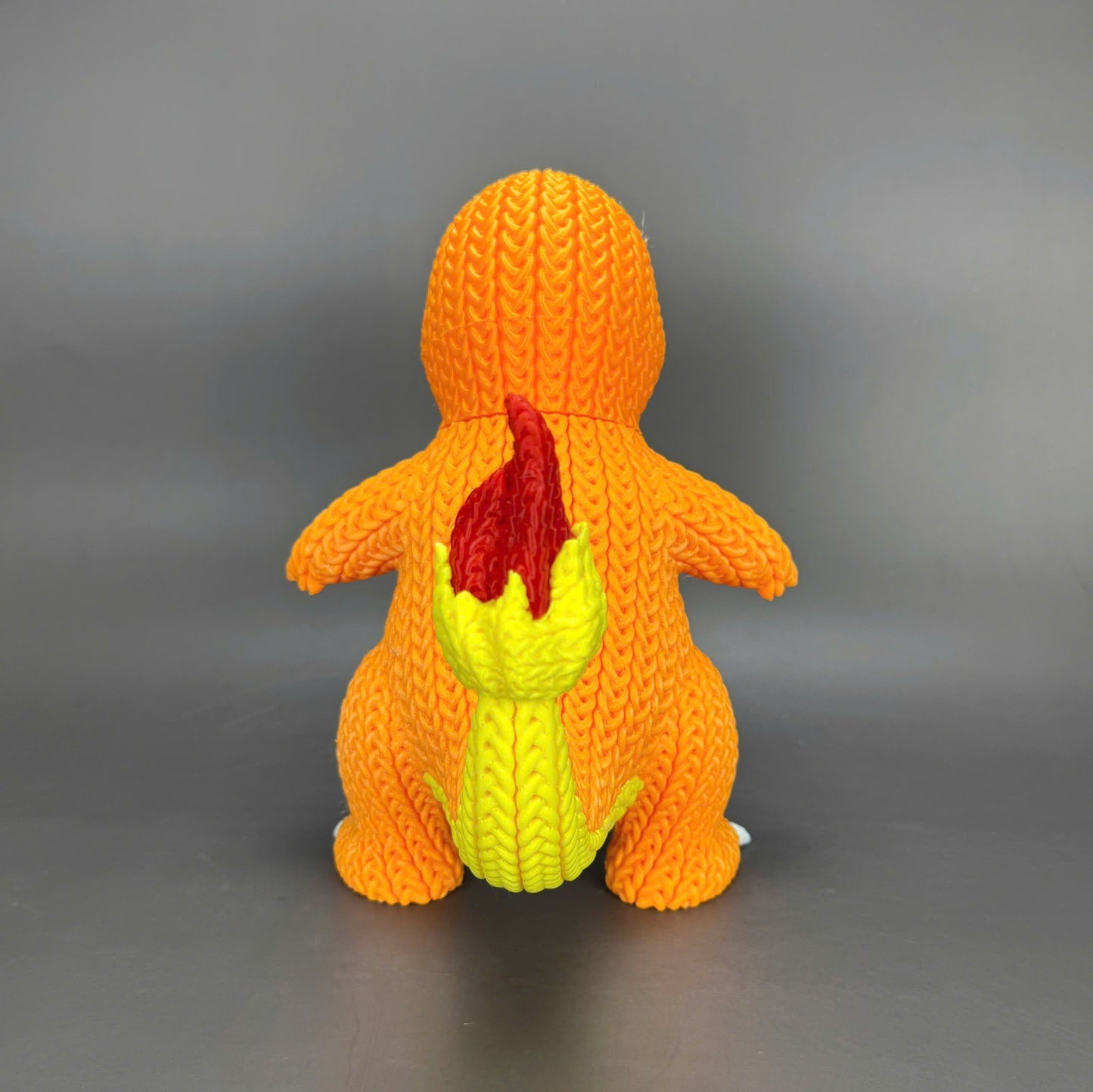 Charmander Statuina 3D Stile Crochet | Decorazione Pokémon
